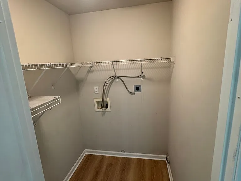 5508 Fenway Ln — Photo 19
