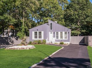 130 Auborn Avenue, Shirley, NY 11967