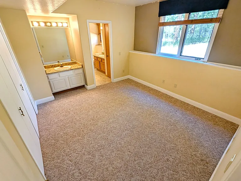 1291 Meadowlake Way — Photo 31