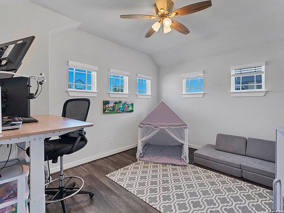 4th image of 4335 W VASQUEZ CIR