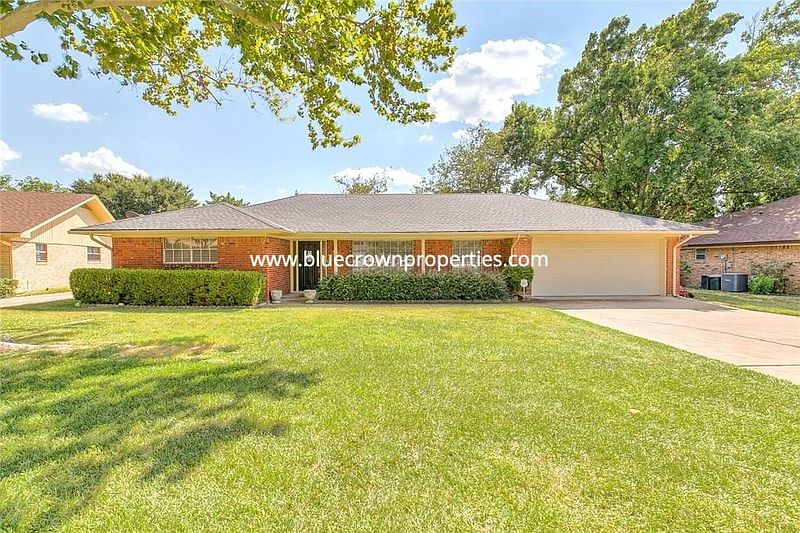1st image of 1713 Briardale Ct