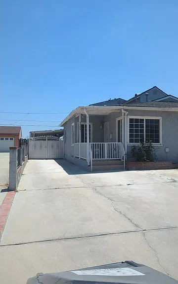 4132 Lynd Ave — Photo 1