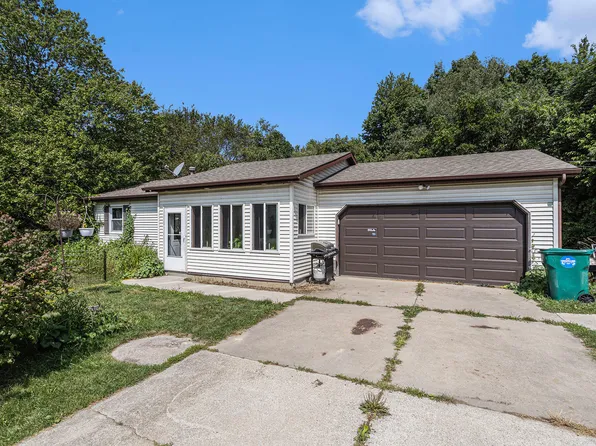 1175 Buffalo Rd, Galien, MI 49113