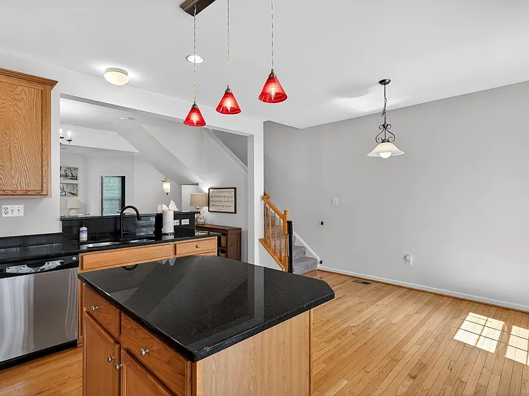 2417 Abington Dr — Photo 21