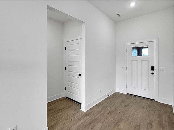 3rd image of 441 W Gosling Isle