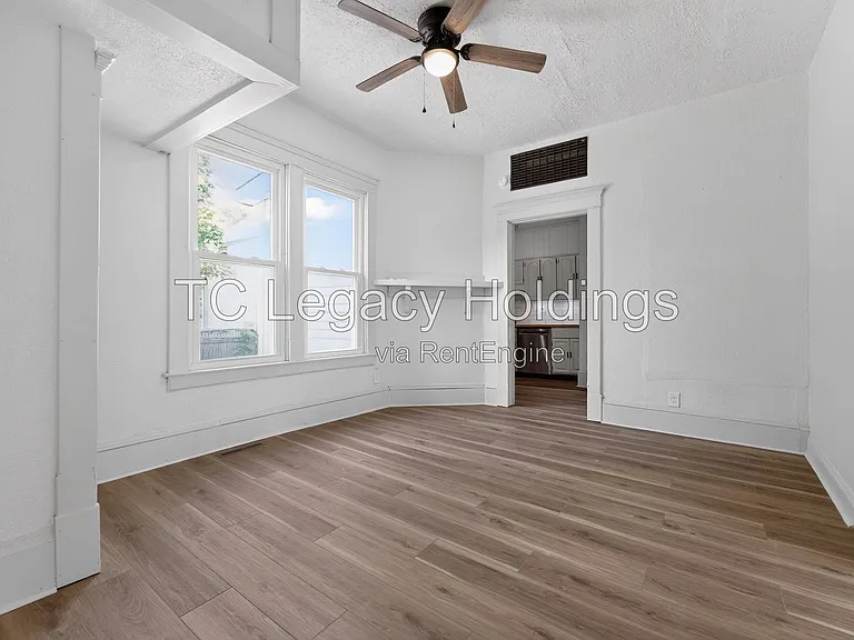 890 Traction St — Photo 20