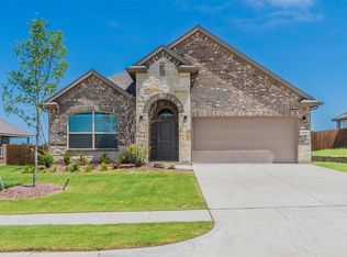 1343 Fox Hollow Rd, Krum, TX 76249