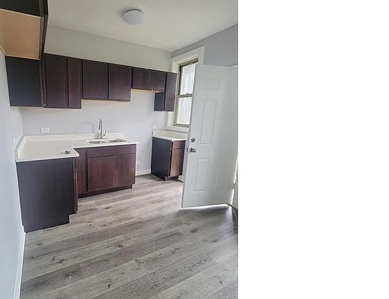 2nd image of 9036 S Bishop St