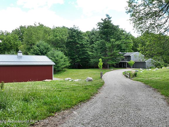 2nd image of 6464 Lounsbury Rd