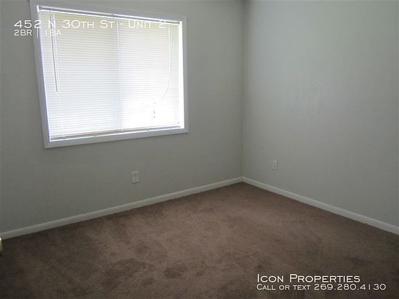 4th image of 452 N 30th St APT 2