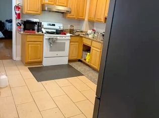 270 Washington Ave #1, Carteret, NJ 07008
