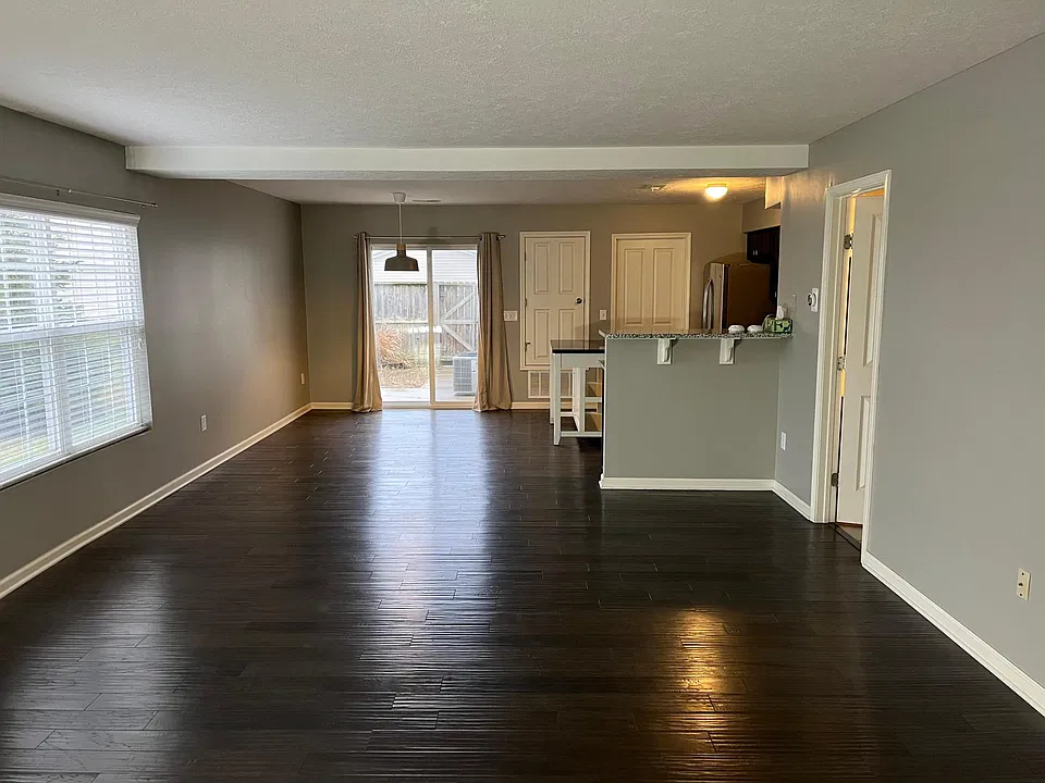 Kitchen with breakfast area