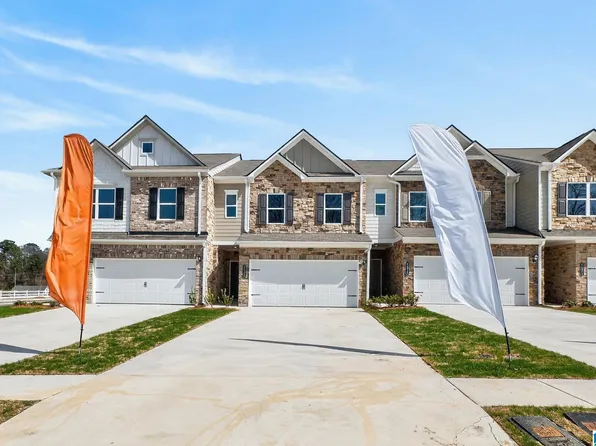 4575 Village Springs Sq, Fultondale, AL 35068