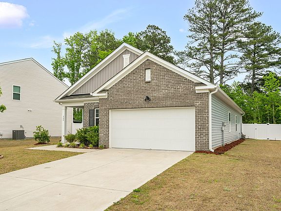 3rd image of 948 Berkeley Glen Rd