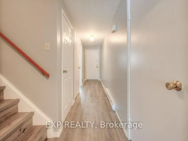 1200 Courtland Ave E #15 — Photo 13
