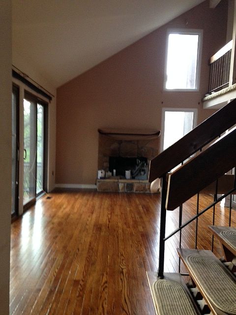 Hardwood floors, fireplace
