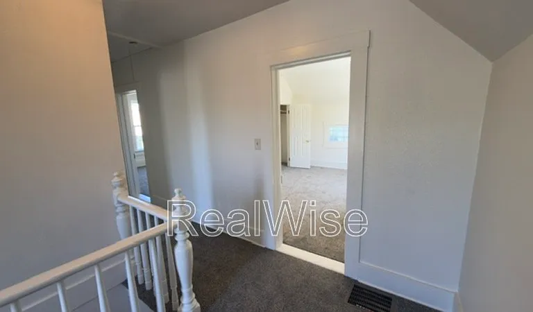 1105 SE Pine St — Photo 21