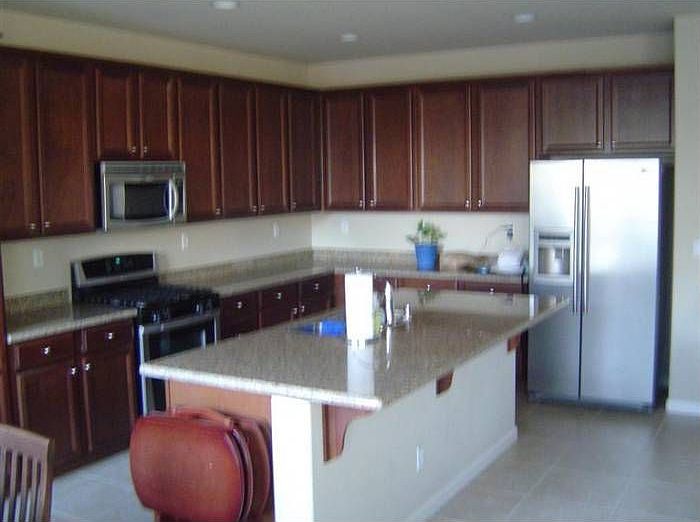 Spacious Kitchen