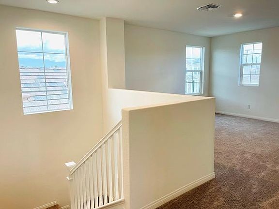 5th image of 3338 Myrtle Dr