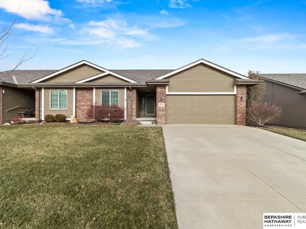 16106 Mormon St, Bennington, NE 68007