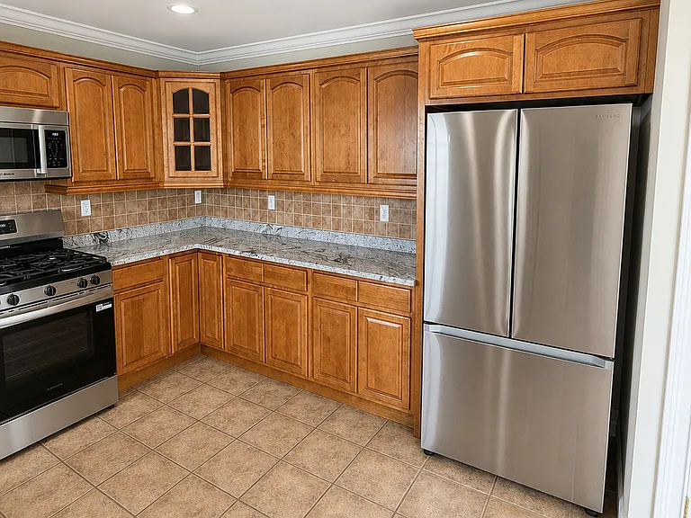77 Cedar St #3 — Photo 15