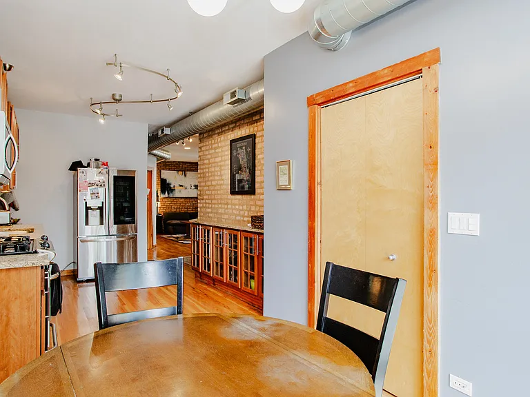 4106 N Mozart St #1W — Photo 10