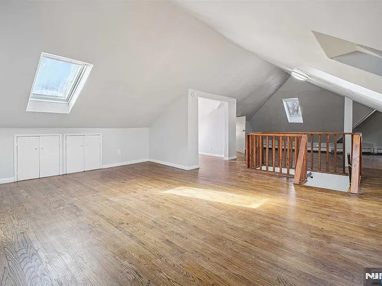 137 Closter Dock Rd #2 — Photo 24