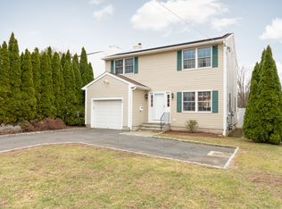10 Parkhill Ave, Norwalk, CT 06851