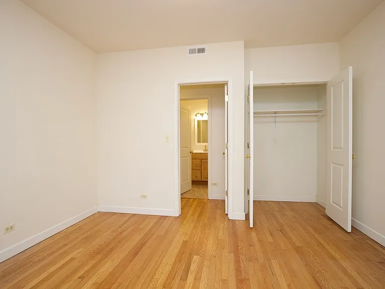 6713 N Sheridan Rd #N3 — Photo 18