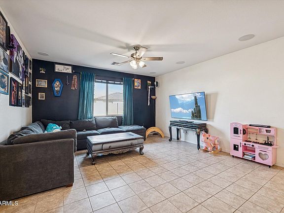 4th image of 19946 W W Glenrosa Drive Drive