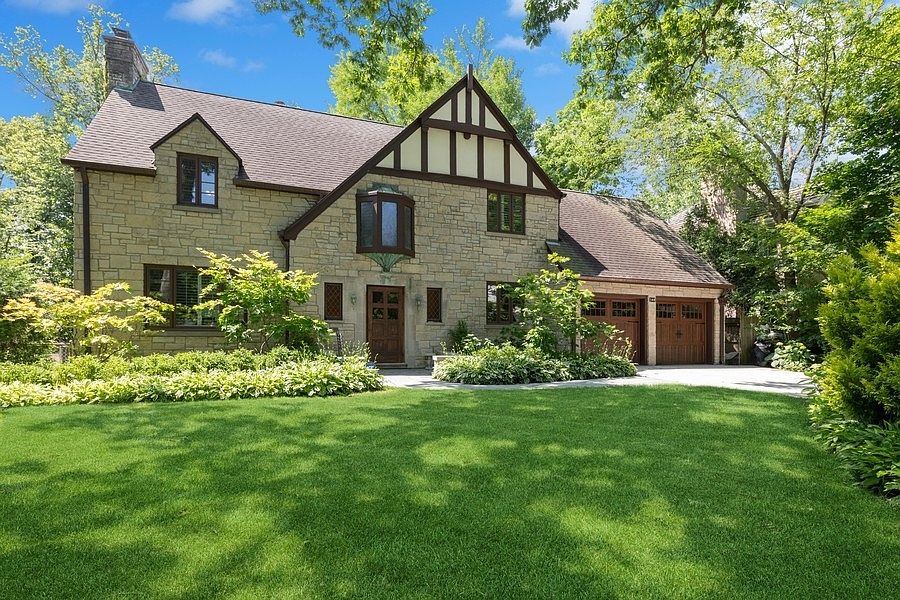 1st image of 149 Oak Knoll Ter
