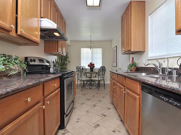5th image of 1837 Girard Dr