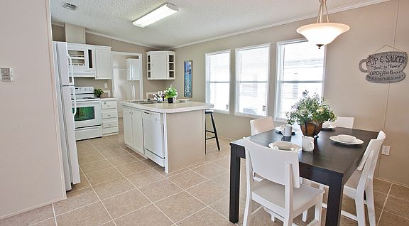 3rd image of 651 SW 117th Way #18/3