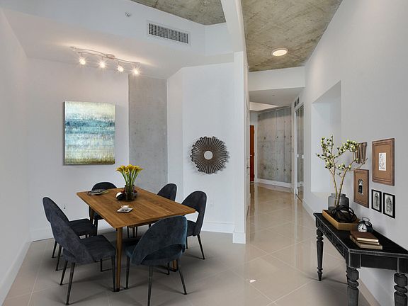 5th image of 300 S Australian Ave Unit 1407