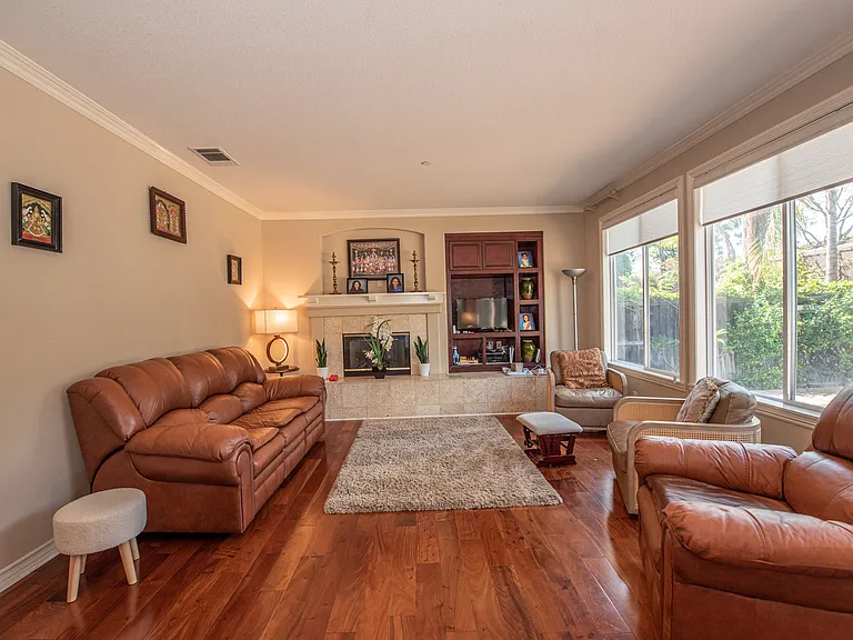 9774 Fox Valley Ct — Photo 20
