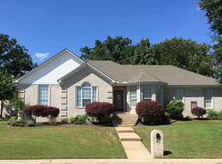 40 Country Ln, Morrilton, AR 72110