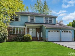 1 Lyons Ln, Edison, NJ 08820