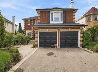 703 Carlisle St, Cobourg, ON K9A 5E4