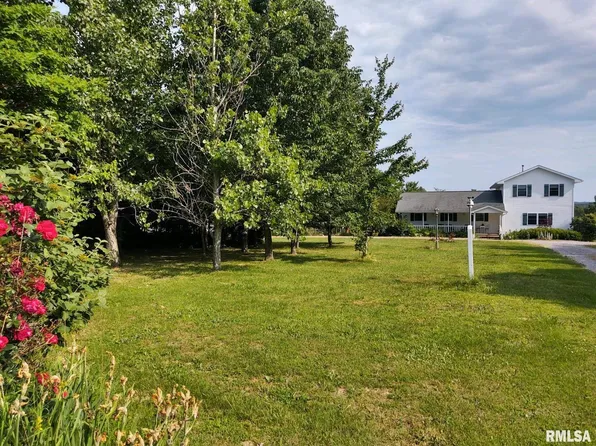 1880 S Walnut Grove Rd, Ozark, IL 62972