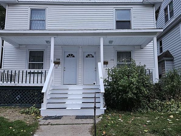 144-146 Woodlawn Ave