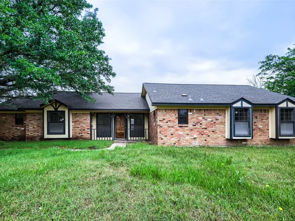 8251 Slippery Creek Ct, Red Oak, TX 75154