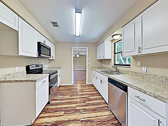 4th image of 2704 Epp Bivings Dr