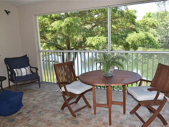3rd image of 354 Dover PL #202