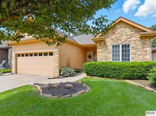 408 S 197th St, Elkhorn, NE 68022
