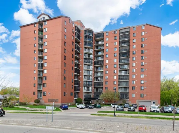 6500 Woodlake Dr APT 914, Richfield, MN 55423