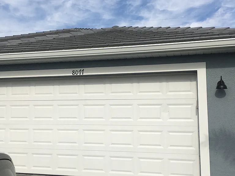 8077 Shore Lake Dr — Photo 27