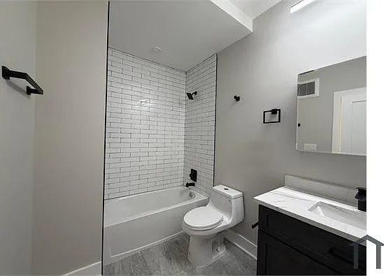 1806 D St NE #2 — Photo 5