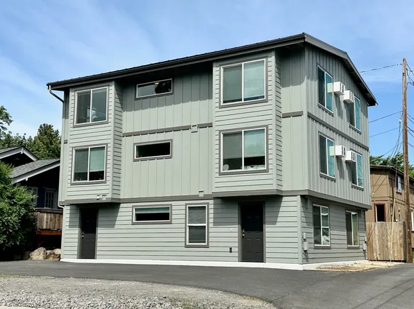 855 NW Ogden Ave #3, Bend, OR 97703