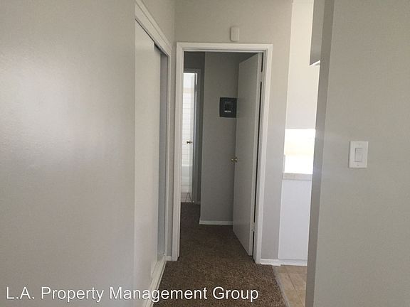 3rd image of 9341 Crenshaw Blvd APT 4