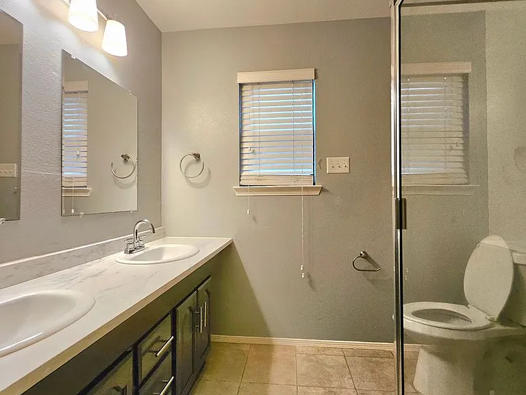 8900 Linton Dr — Photo 11